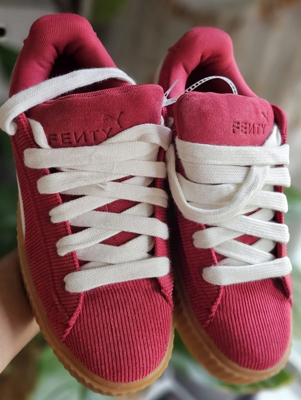 NWOT PUMA Platform Corduroy Sneakers in Burgundy with Gum Sole